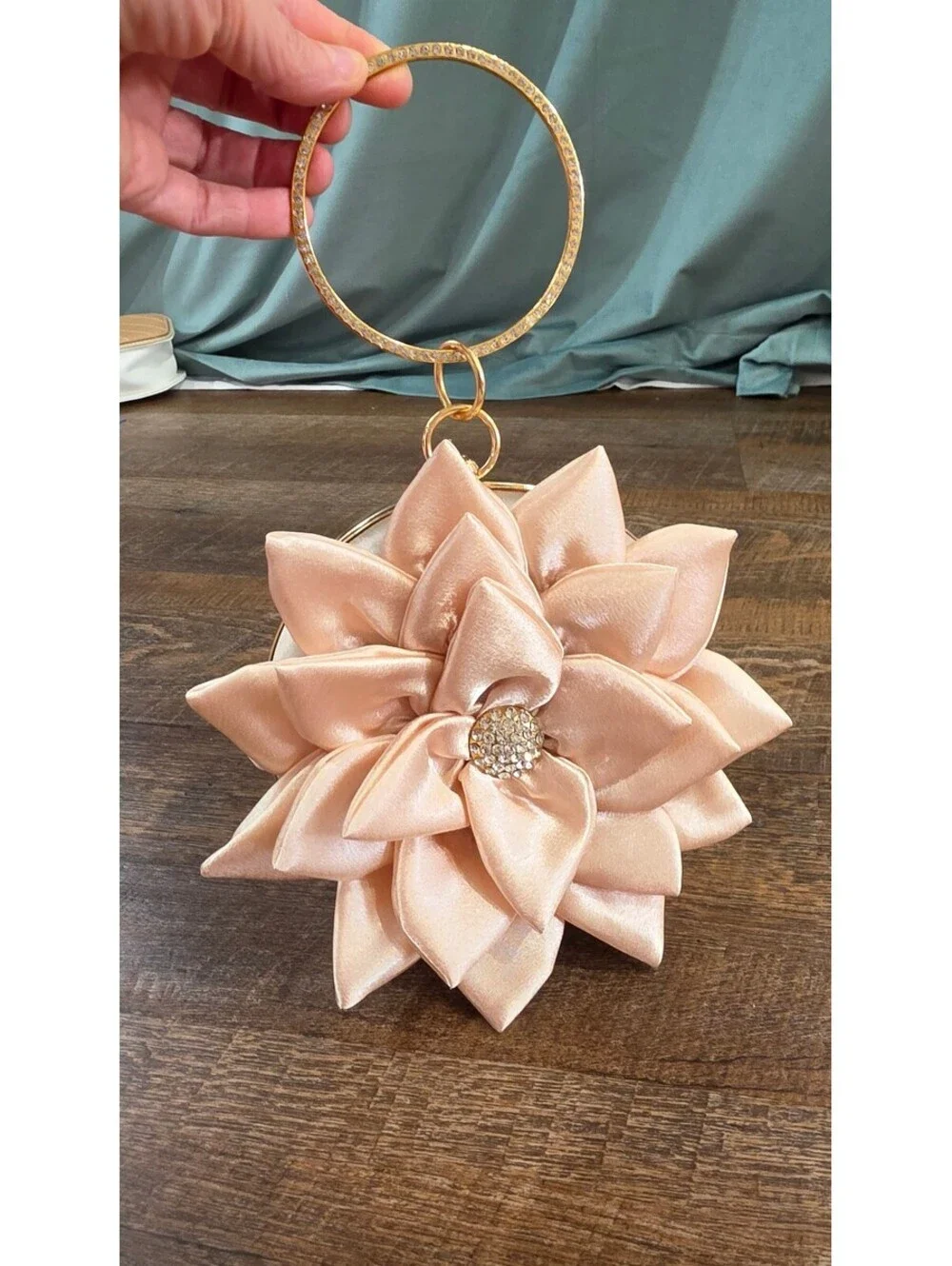 Elegant Satin Gold Sunflower Evening Clutch Bag with Chain Strap